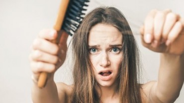 Kadınlarda Androgenik Saç Dökülmesi - 2